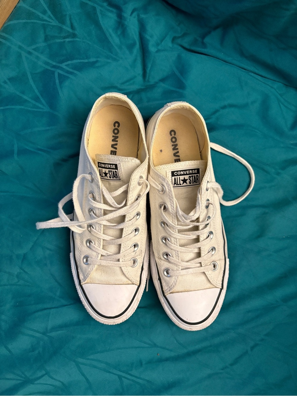 Converse platforms size 6.5 UK - Picture 2 of 8